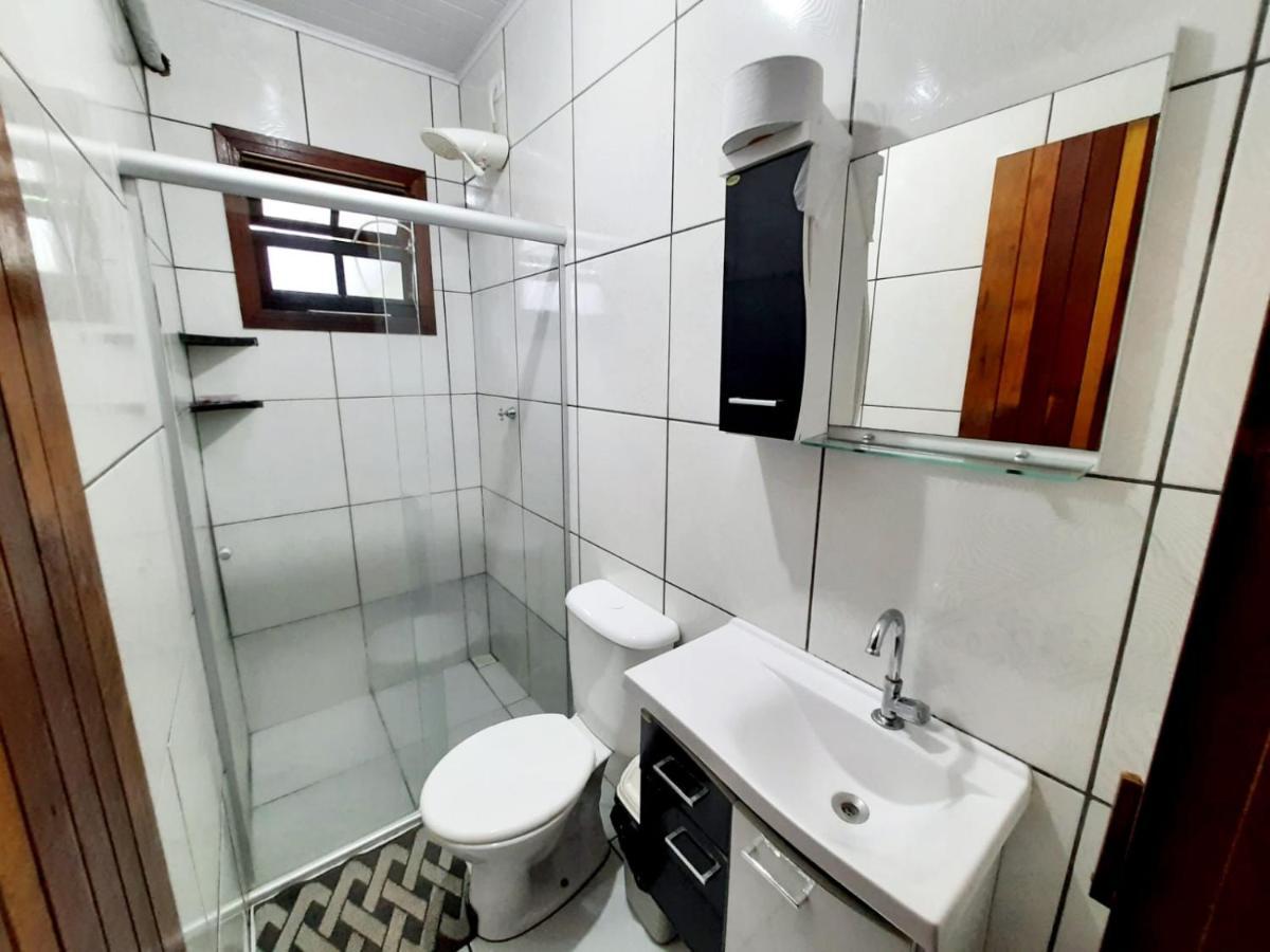 827 Chale Pe Na Areia, Completo Na Praia Do Estaleiro Em Ubatuba - 1 Dormitorio, 1 Banheiro, 1 Vaga De Garagem Eksteriør billede