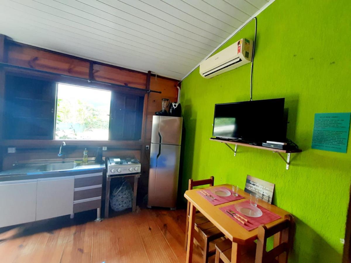 827 Chale Pe Na Areia, Completo Na Praia Do Estaleiro Em Ubatuba - 1 Dormitorio, 1 Banheiro, 1 Vaga De Garagem Eksteriør billede